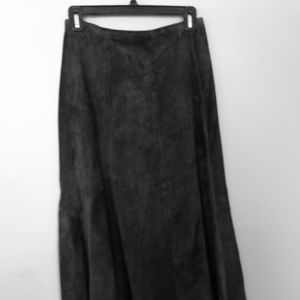 Suede gorded skirt in rich loden green